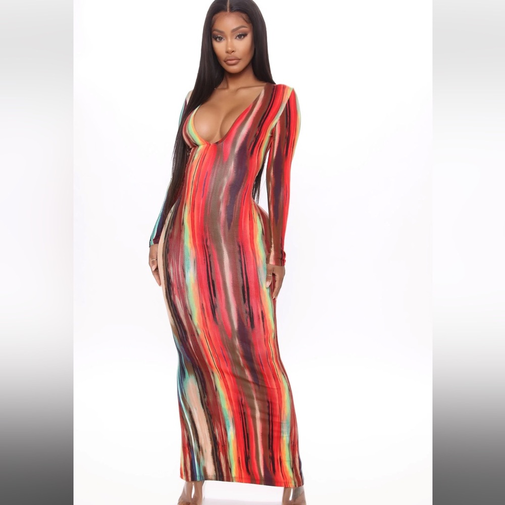 Fashion Nova work of art long sleeve maxi dress